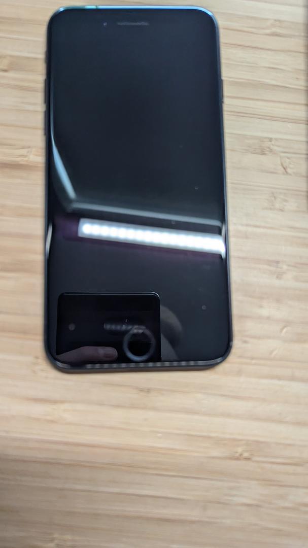 Apple iPhone SE 3rd Gen 2022, color Midnight