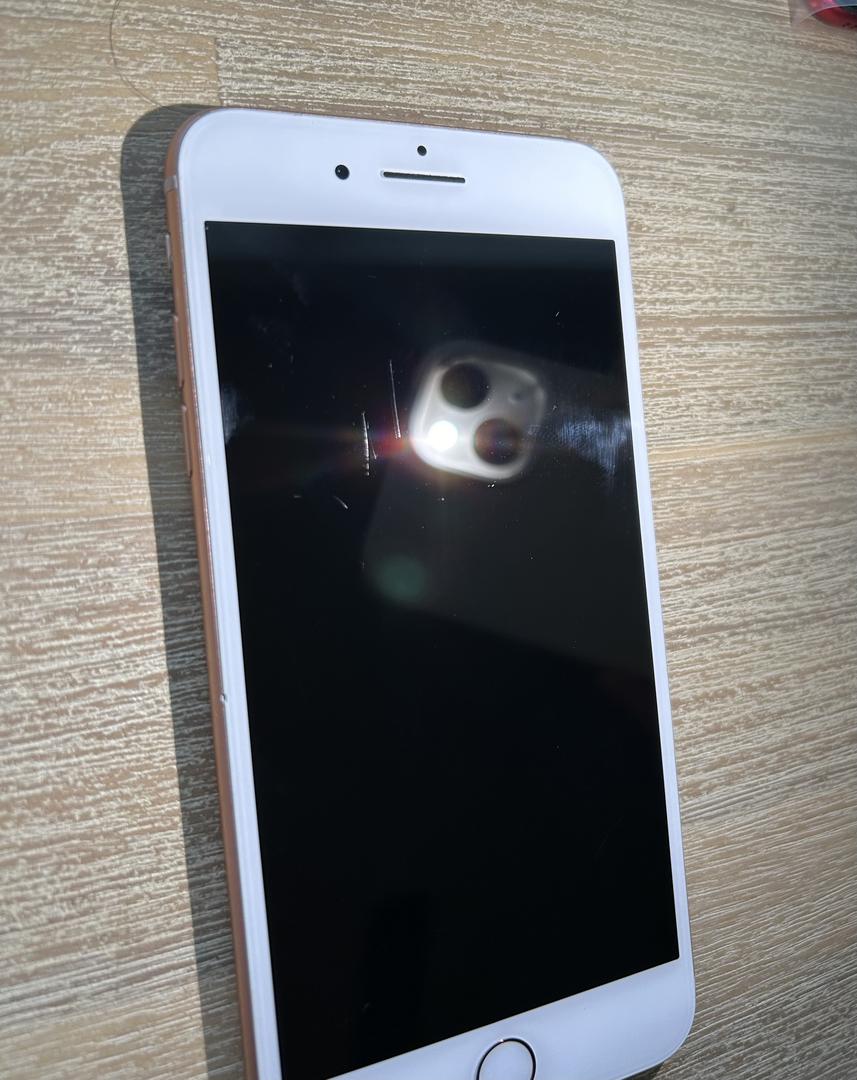 Apple iPhone 8 Plus, color Gold
