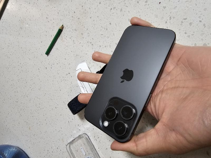 Apple iPhone 15 Pro - Unlocked, 256GB, Black, A2848 - LZBN50316