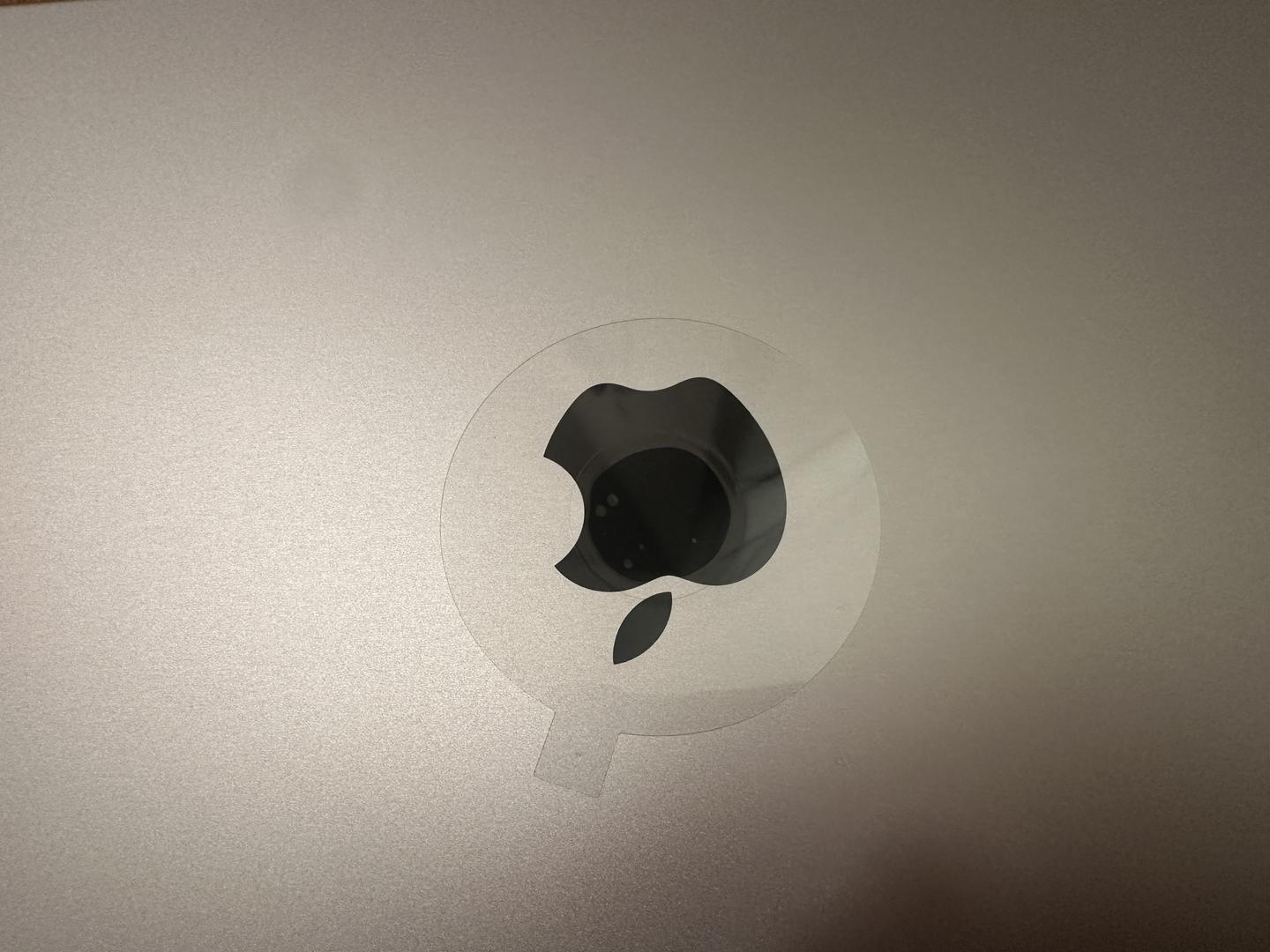 MacBook Pro 2021 - 14", color Silver