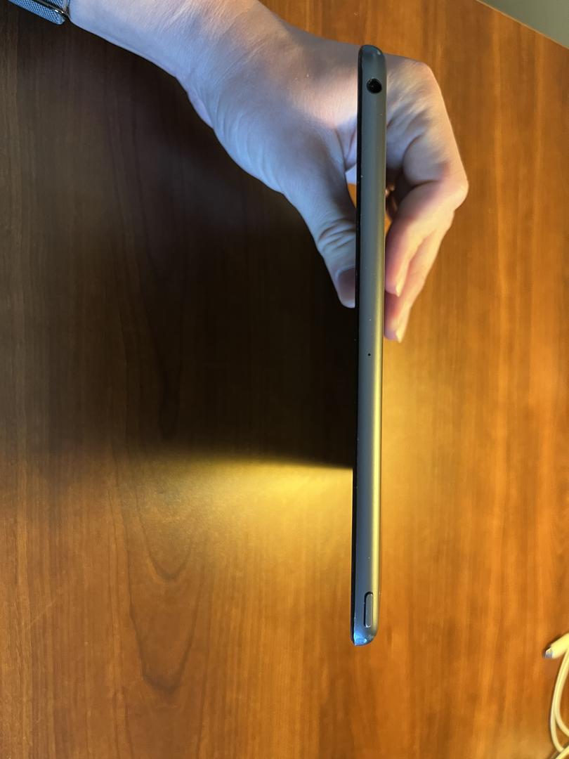 Apple iPad 9th Gen, color Gray