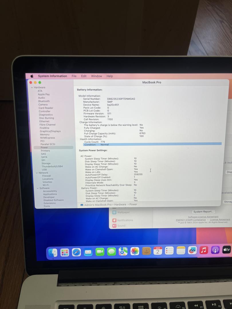 アップルページ 13.3インチMacBook Pro 2.0GHzクアッドコアIntel Core i5 Retina