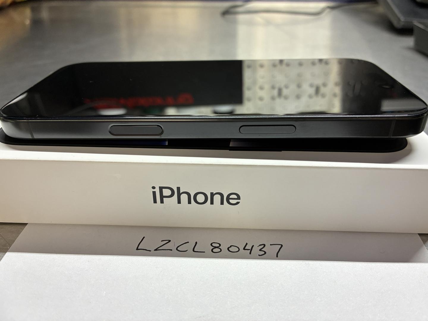 Apple iPhone 16 Pro, color Black