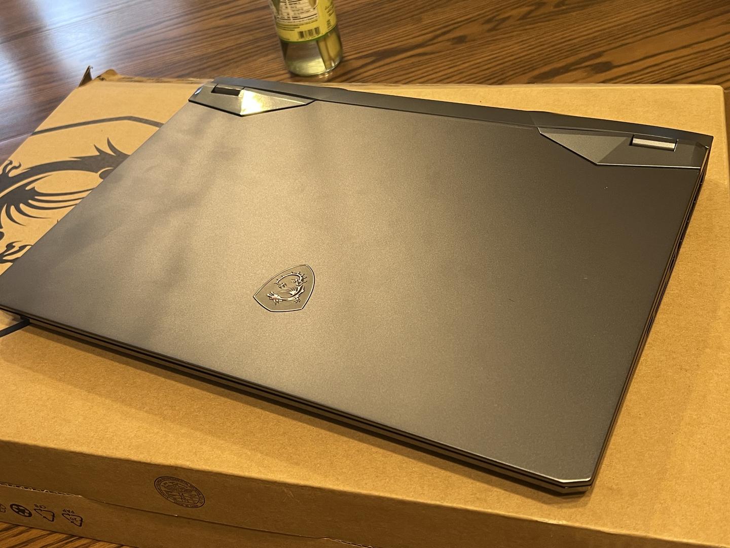 MSI Laptop, color