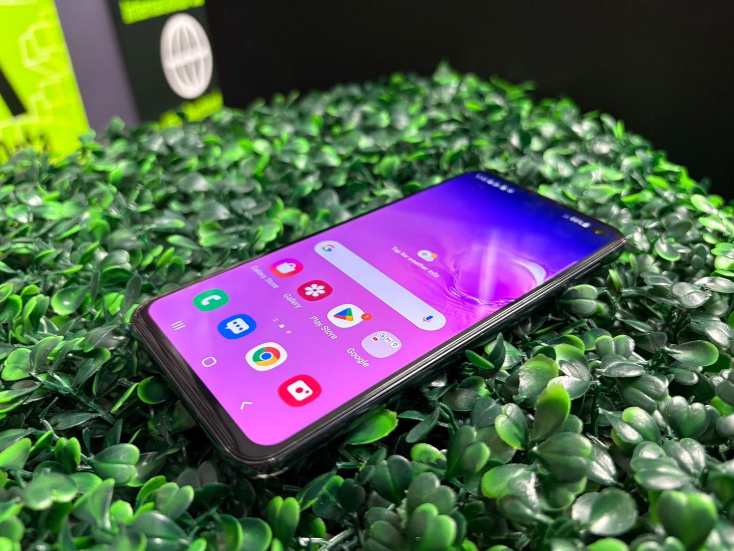 Samsung Galaxy S10e, color Black