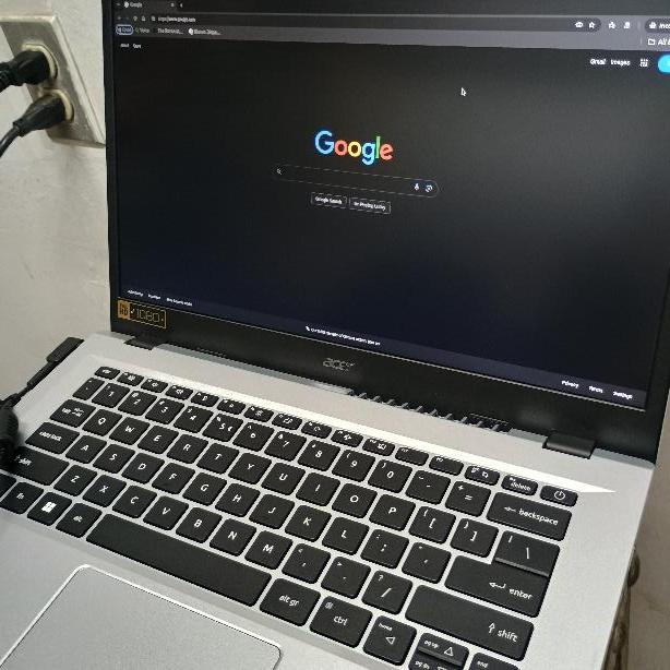 Acer Aspire Laptop, color