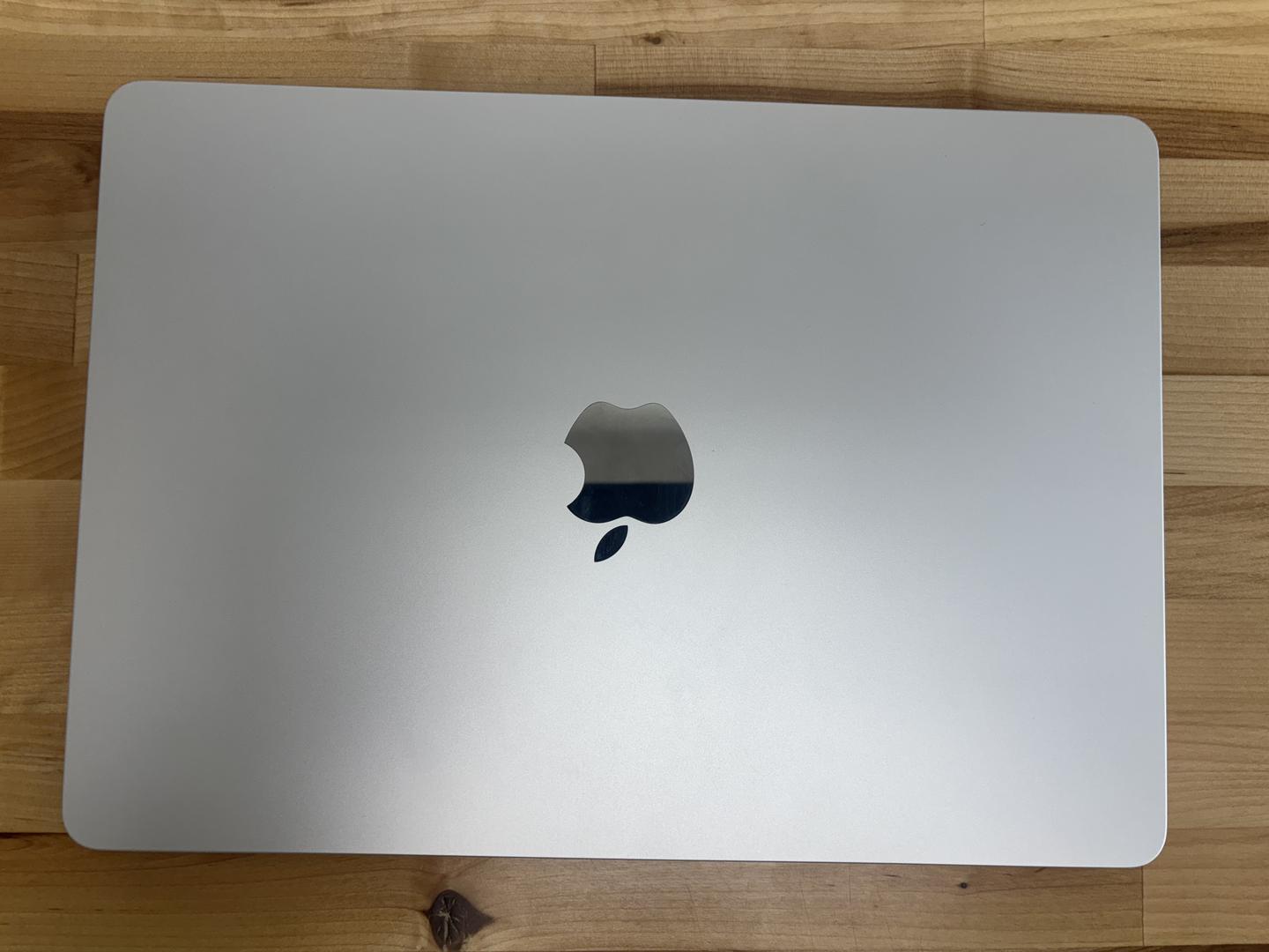 MacBook Air 2024 (M3) - 13", color Silver