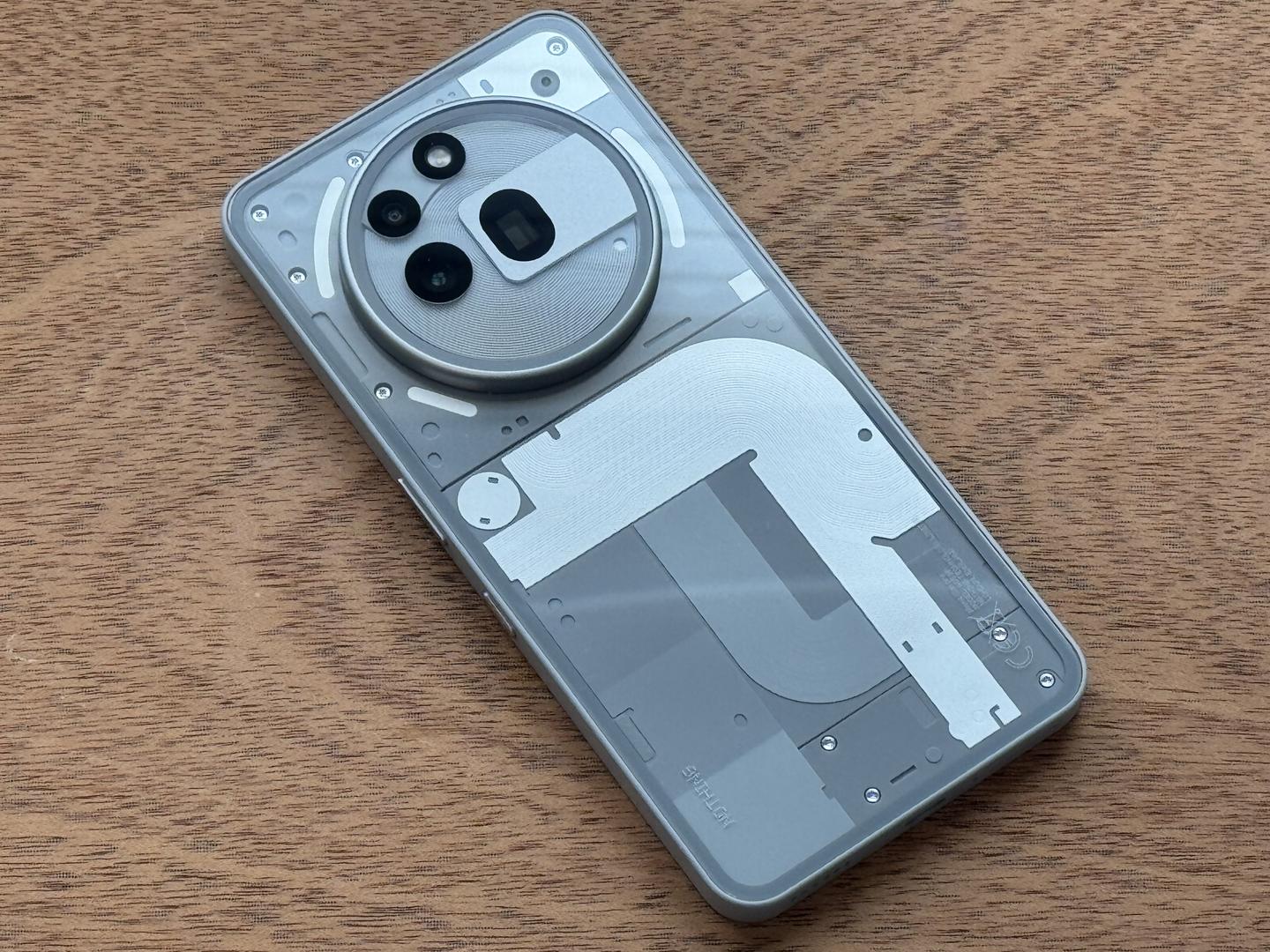 Nothing Phone 3a Pro, color Gray