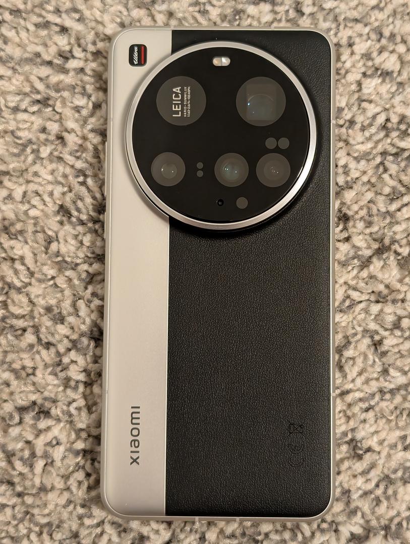 Xiaomi 15 Ultra, color Black