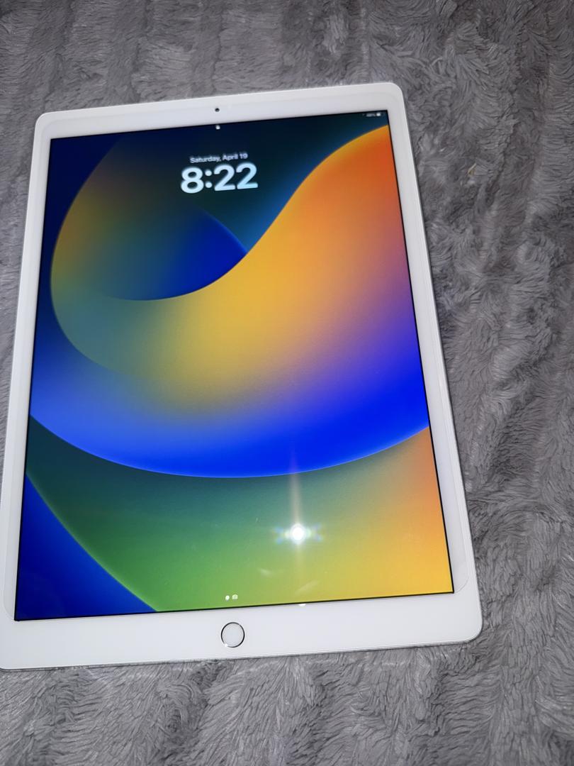 Apple iPad Pro 12.9" 2nd Gen 2017, color Silver