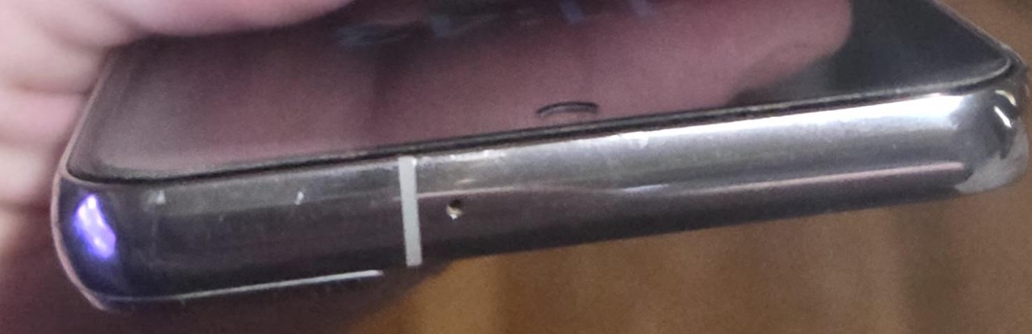 Samsung Galaxy S22, color White