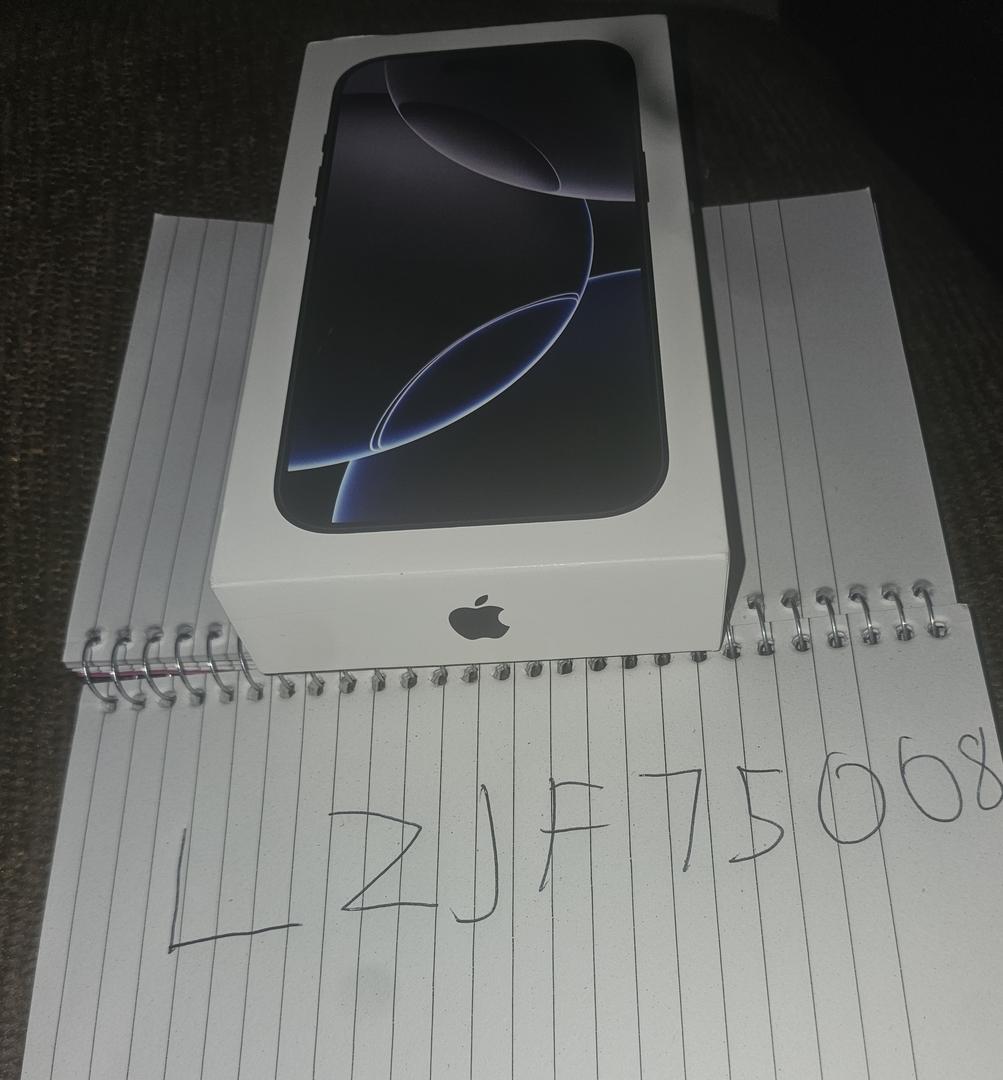 Apple iPhone 16 Pro, color Black