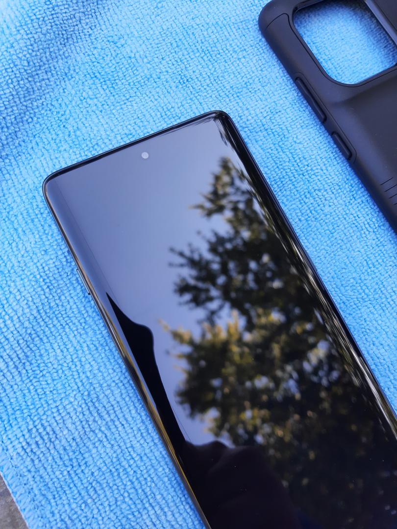 Motorola Edge (2025), color