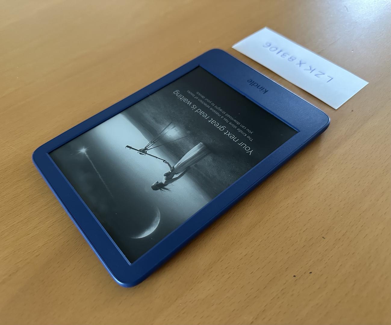 Amazon Kindle 11, color Navy Blue