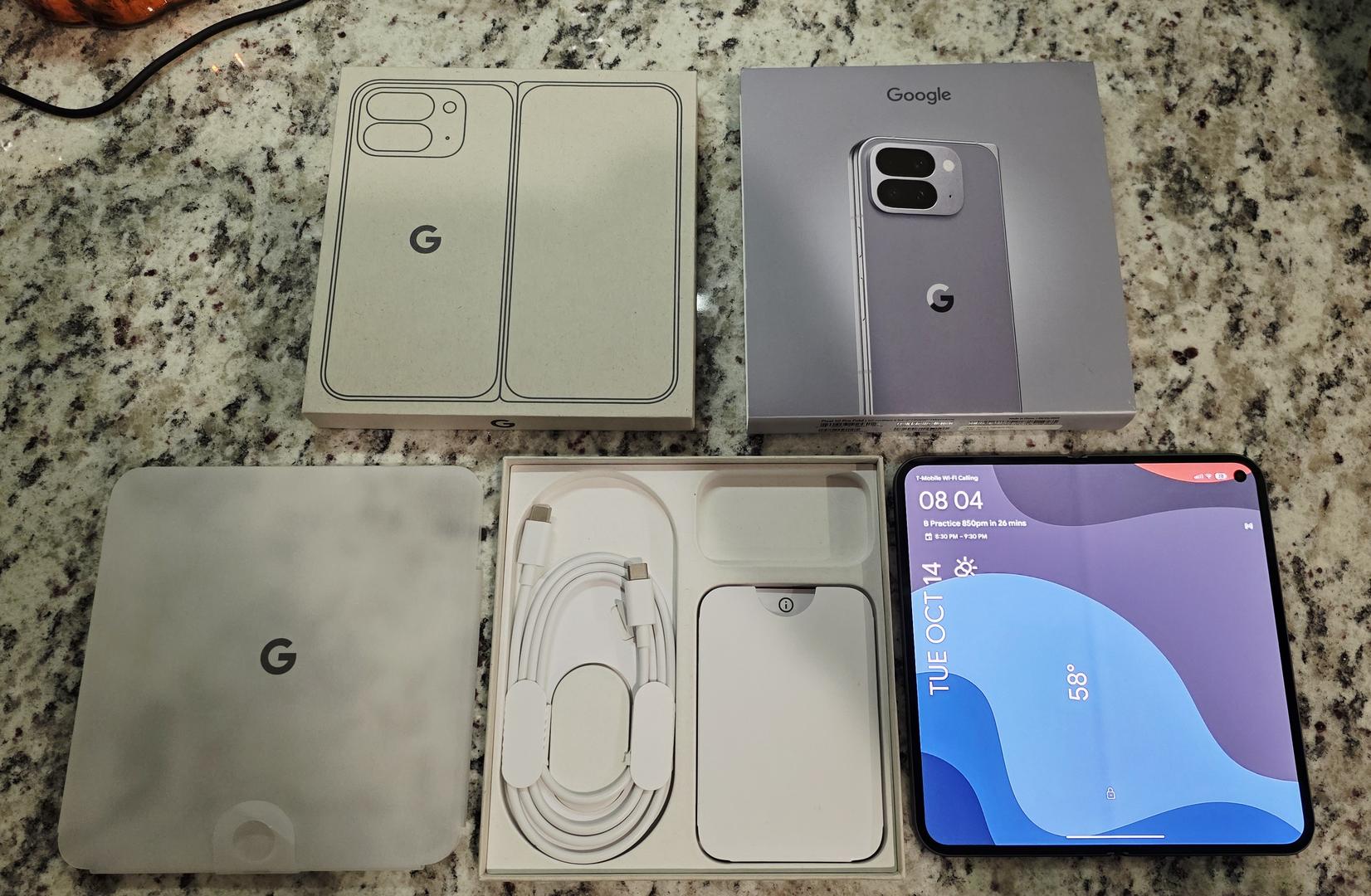 Google Pixel 10 Pro Fold, color Moonstone