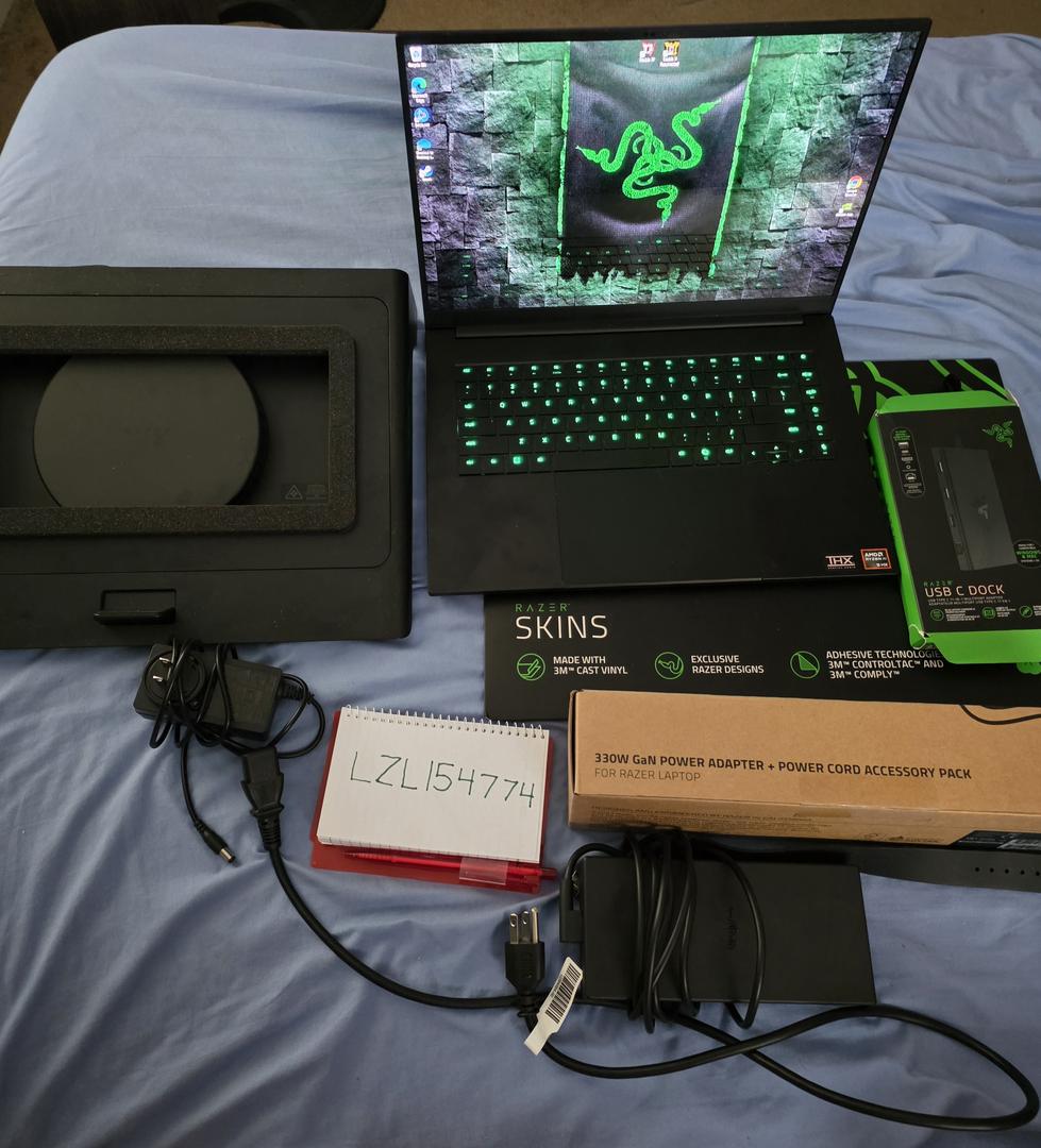 Razer Blade 16" 2025, color Black