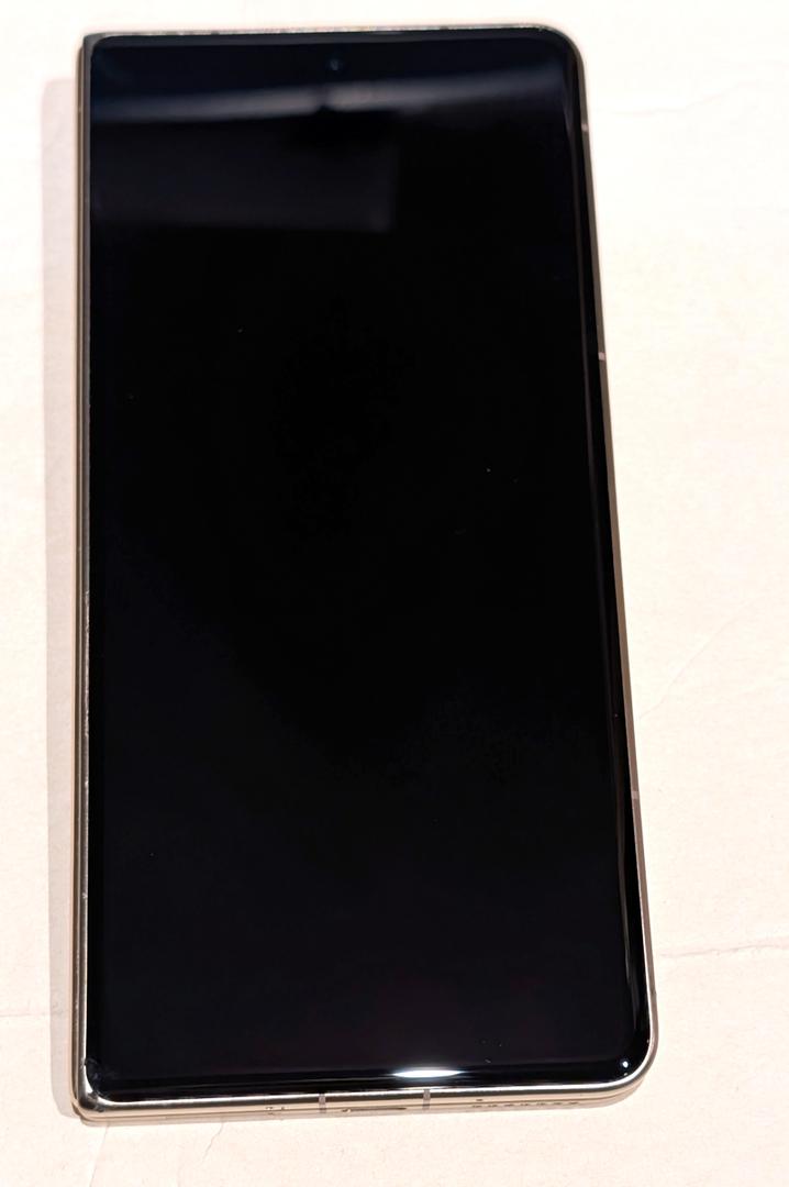 Honor Magic V5, color Gold