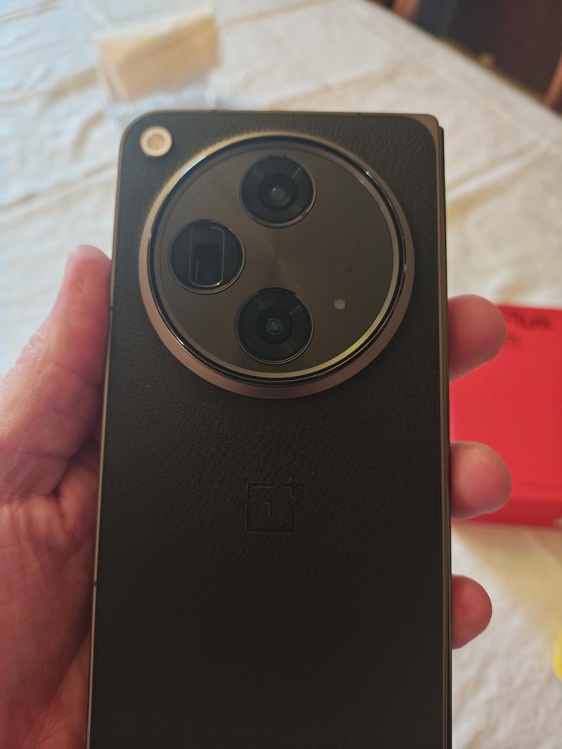 OnePlus Open, color Black