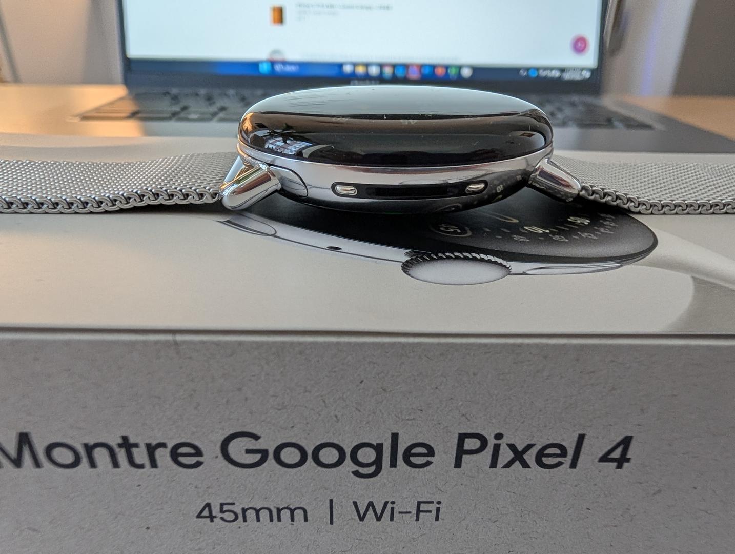 Google Pixel Watch 4, color Silver