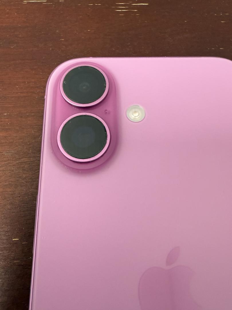 Apple iPhone 16, color Pink