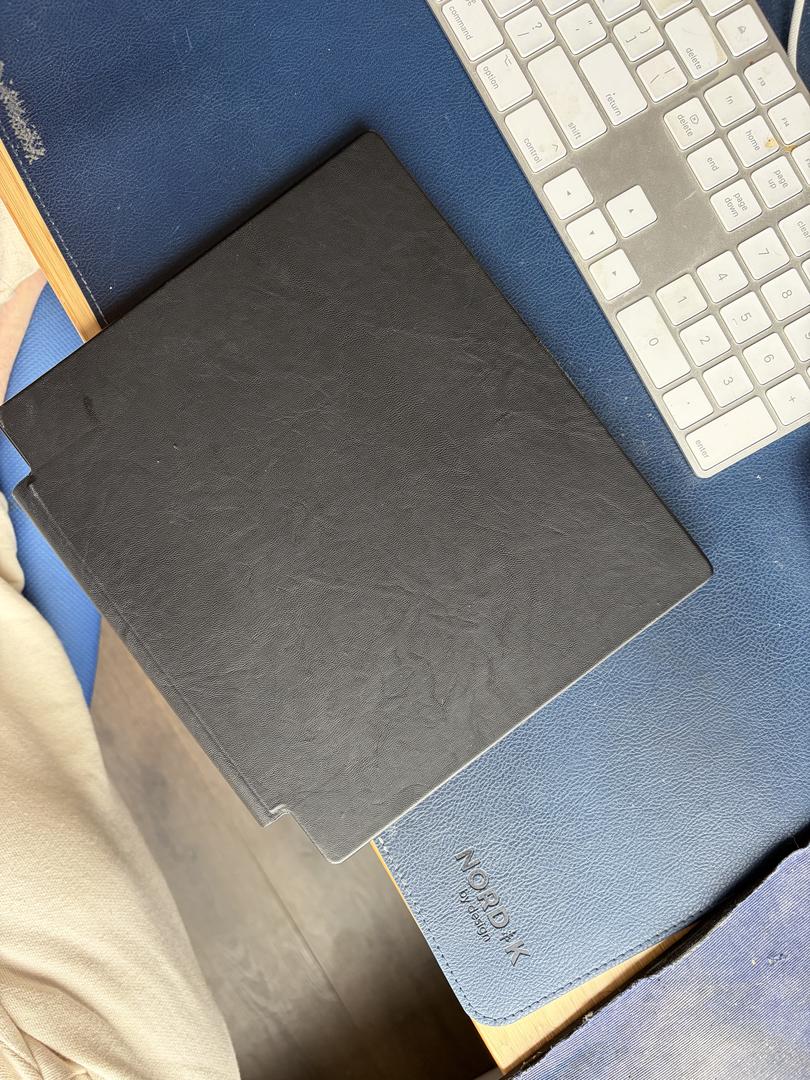 Kobo Elipsa 2E, color Black