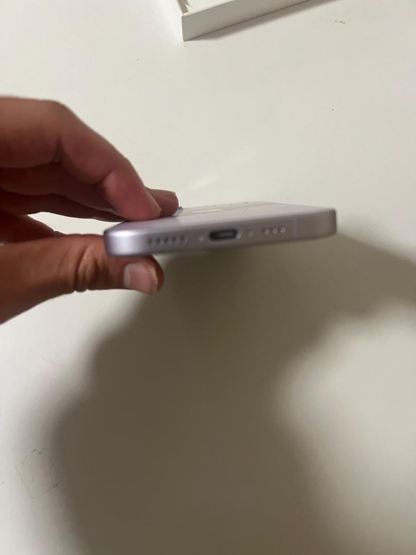 Apple iPhone 17, color Lavender