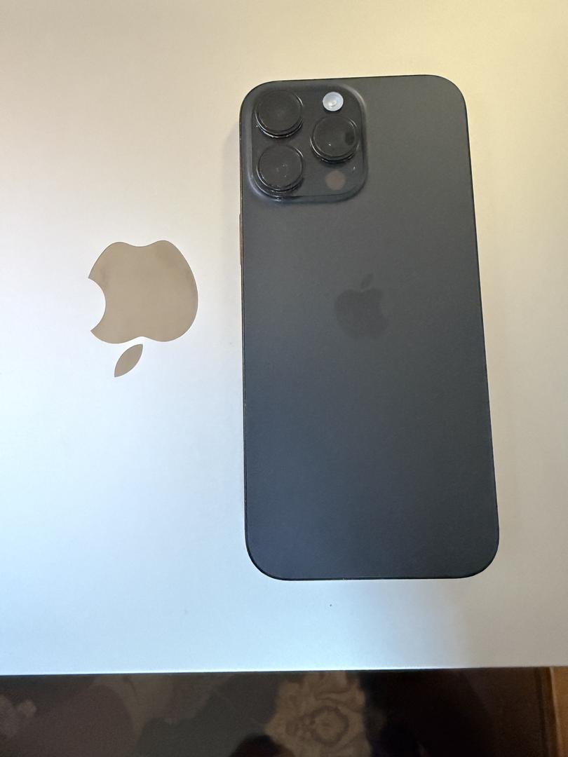 Apple iPhone 16 Pro Max - Verizon, Black, 256GB, A3084 - LZNZ35966