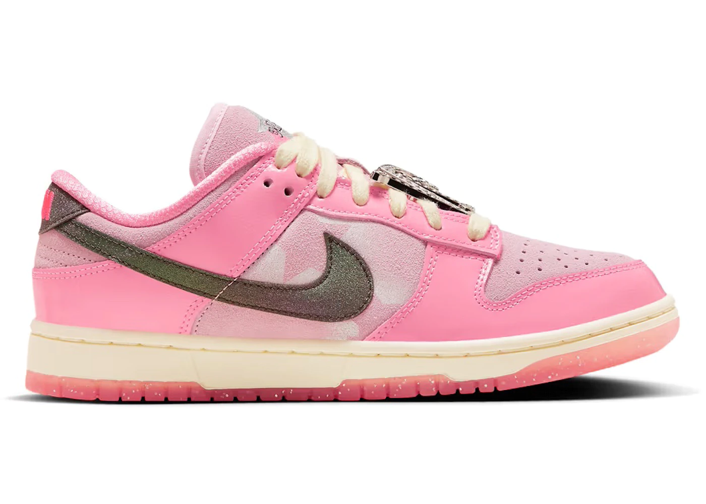 Dunk Low LX Barbie (Women's)