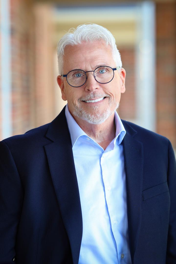 Robert W.